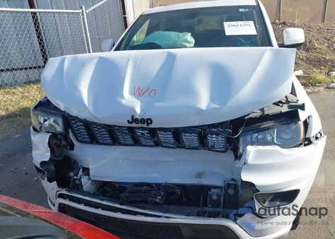 2017 Jeep Grand Cherokee Altitude 4X4 from USA, damaged, VIN 1C4RJFAG9HC807324